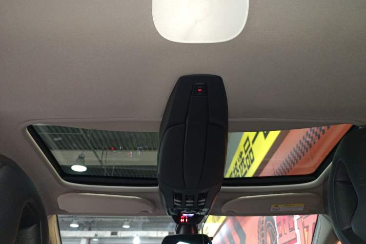 Used DS 5 2014 1.6T Luxury Edition THP160
