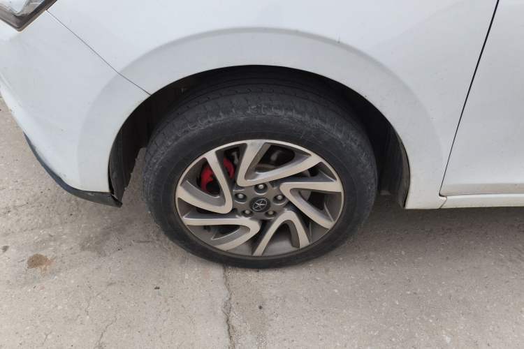 Used  Refine S2 2015 1.5L Manual Luxury Smart Model
