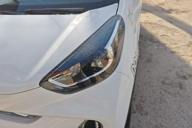 Used Chery Little Ant 2022 Restyled Version Sweet Pink Edition Half-Sugar Version 30.6 kWh 30 kW 301 km
