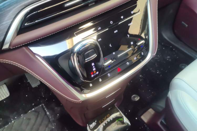 Used Buick GL8 2022 Avenir Aivia Six-Seat Deluxe Edition
