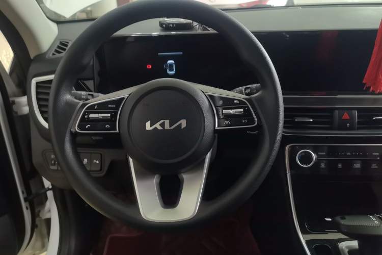 Used Kia Seltos 2023 1.5L CVT Luxury Edition
