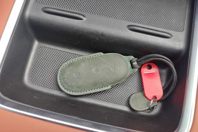 Used Li Auto L8 2023 Pro Model
