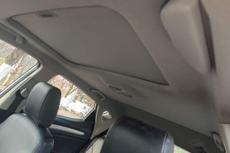 Used  Refine S3 2016 1.5L Manual Luxury Smart Version
