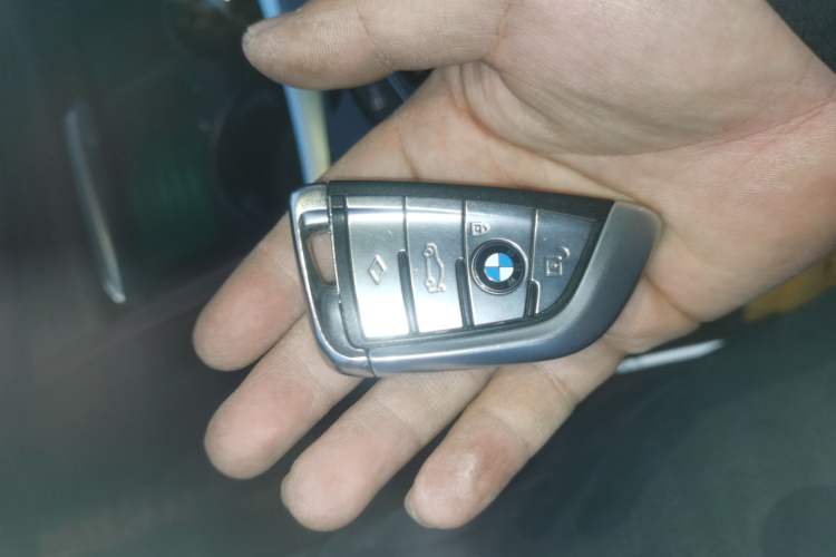 Used BMW 5 Series 2018 530Li Leading Edition Luxury Package