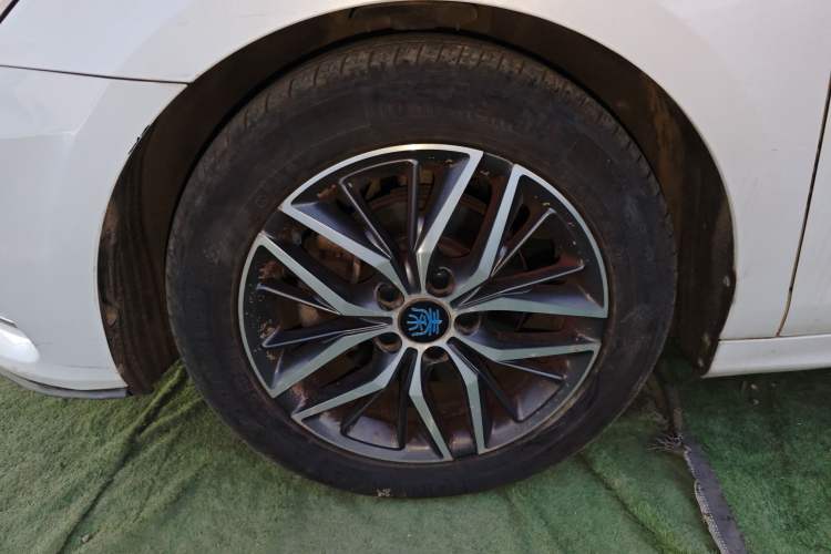 Used BYD Qin Pro New Energy 2018 DM 1.5TI Automatic Smart Connect Enjoyment Model
