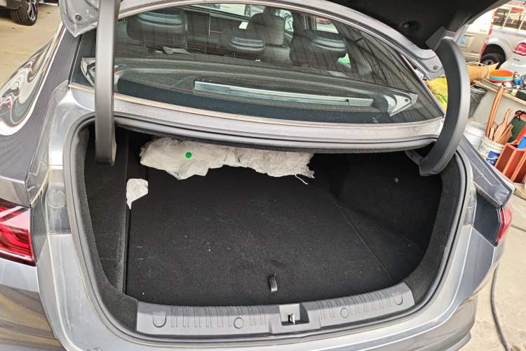 Used BYD Qin L 2025 DM-i Smart Drive 120KM Superior Model