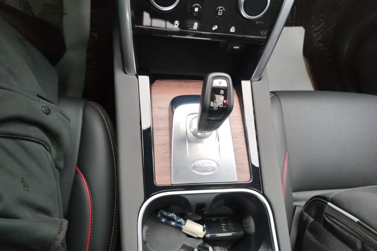 Used Land Rover Discovery Sport 2020 249 PS R-Dynamic Performance Tech Edition 7 Seats