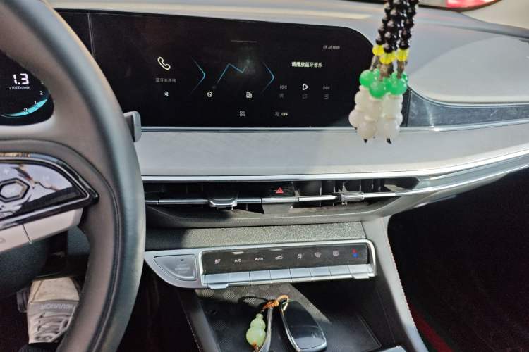 Used Changan Eado 2023 Changan Edition PLUS Blue Whale NE 1.4T GDI DCT Prestige Version
