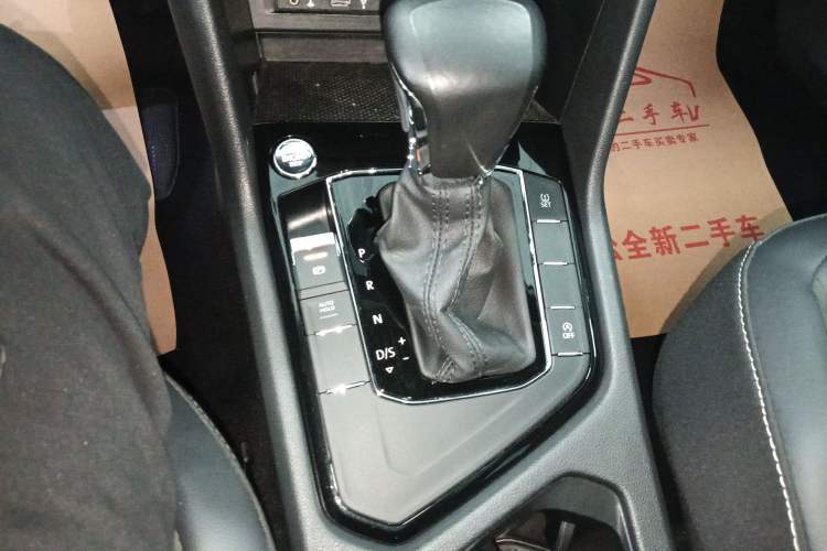 Used Volkswagen Tiguan L 2018 330TSI Automatic Two-Wheel Drive Luxury Edition
