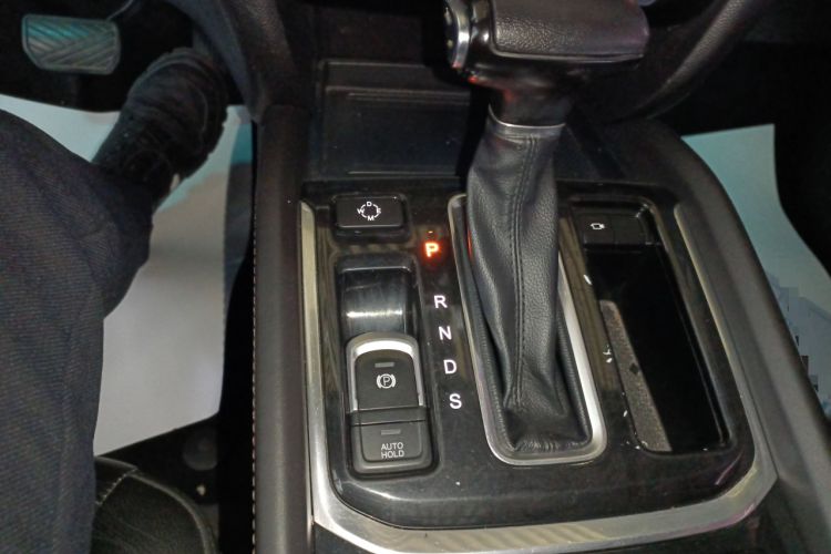 Used GAC Trumpchi GS8 2017 320T Two-Wheel Drive Luxury Smart Connectivity Version (7 Seats)
