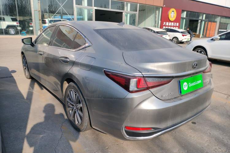 Used Lexus ES 2020 200 Excellence Edition
