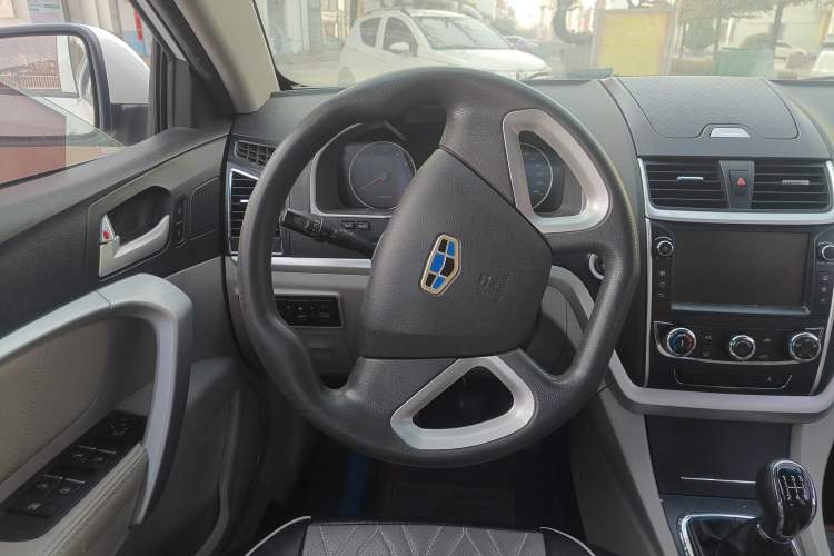 Used Geely Auto Emgrand 2016 Sedan 1.5L Manual Fashion Edition