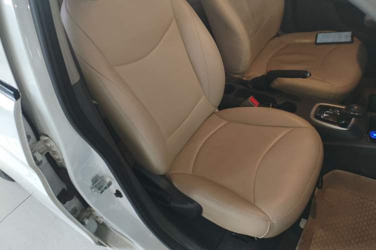 Used Chevrolet Sail 2015 Sail 3 1.3L AMT Ideal Edition
