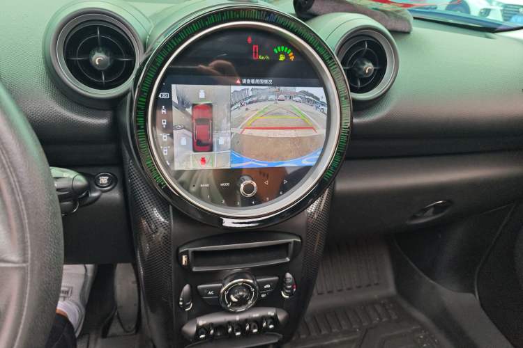 Used  Countryman 2014 1.6L COOPER Fun
