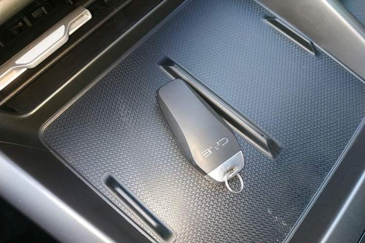 Used BYD Qin PLUS 2025 DM-i Smart Drive 55KM Leading Model
