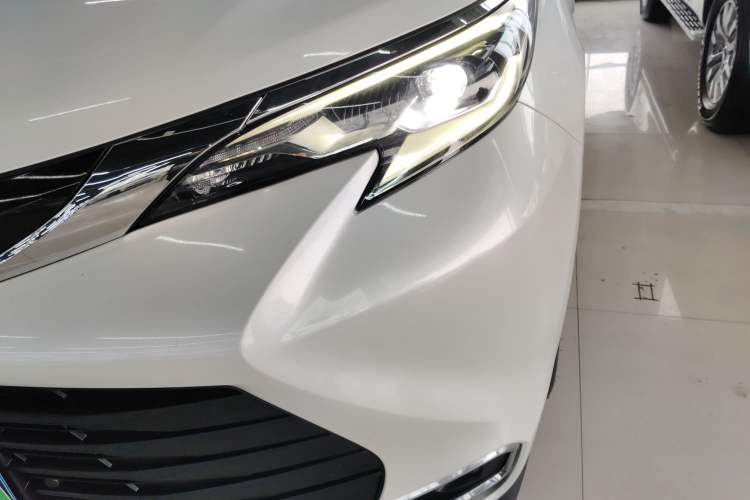 Used Toyota Sienna 2021 2.5L Hybrid Comfort Edition