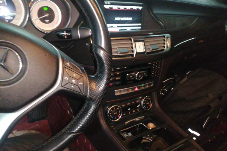 Used Mercedes-Benz CLS 2012 CLS 300 CGI
