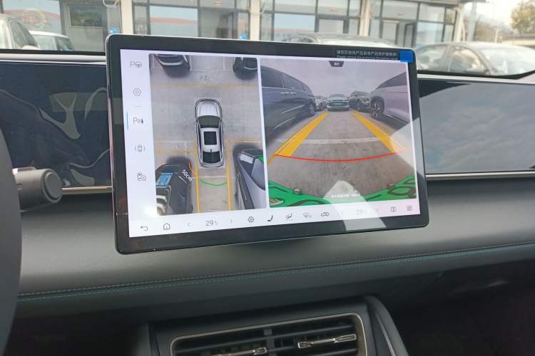 Used BYD Qin L 2025 DM-i Smart Drive 120KM Superior Model
