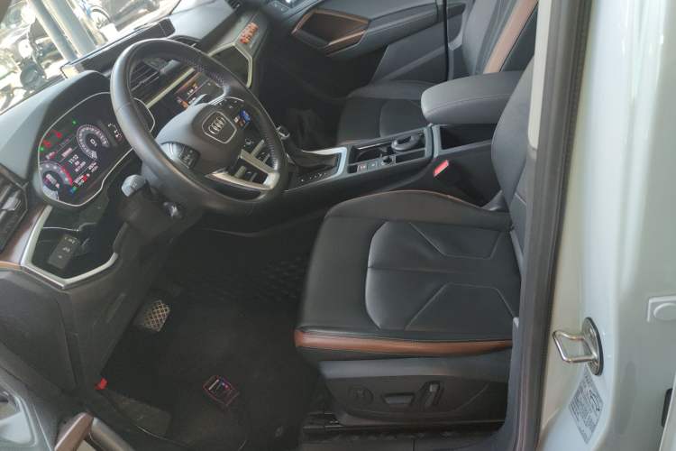 Used Audi Q3 2021 35 TFSI Fashionable and Elegant Model
