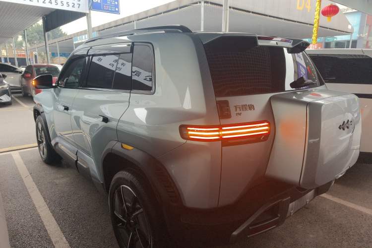 Used  Titanium 3 2025 501KM All-Wheel Drive Intelligent Driving Ultra Version
