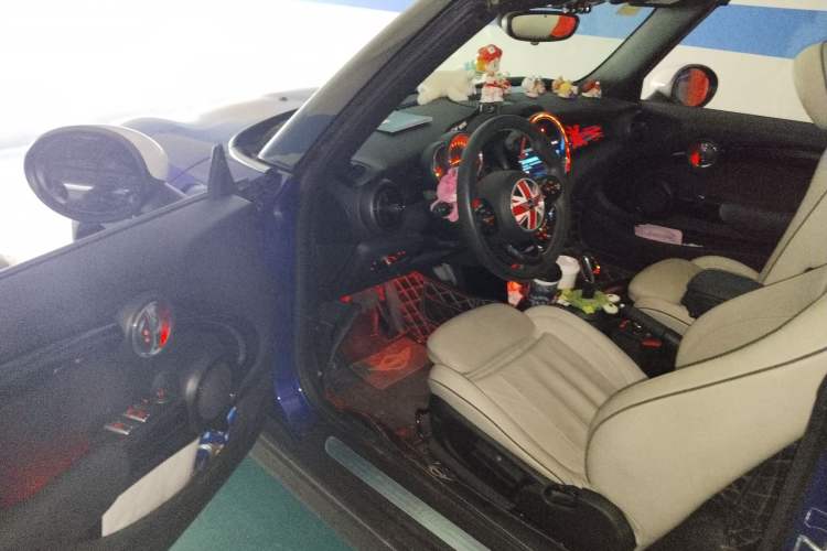 Used  MINI 2018 1.5T COOPER CABRIO Artist