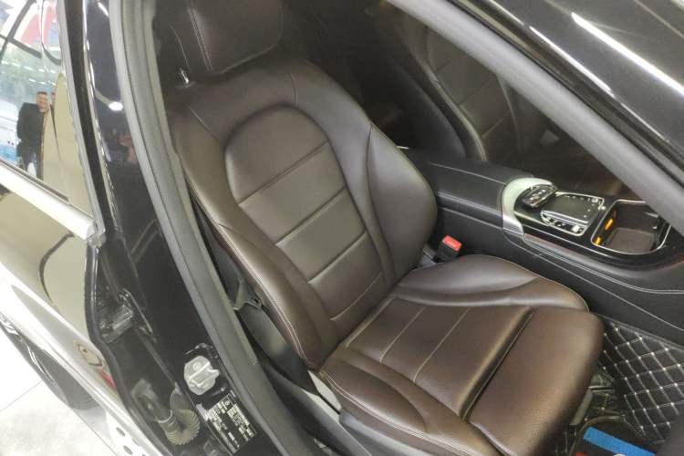 Used Mercedes-Benz GLC 2020 Facelifted GLC 260 L 4MATIC Dynamic Edition
