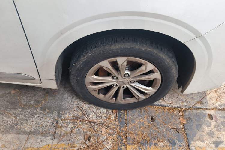 Used Wuling Jiachen 2022 1.5T Manual Comfort & Dynamic Version
