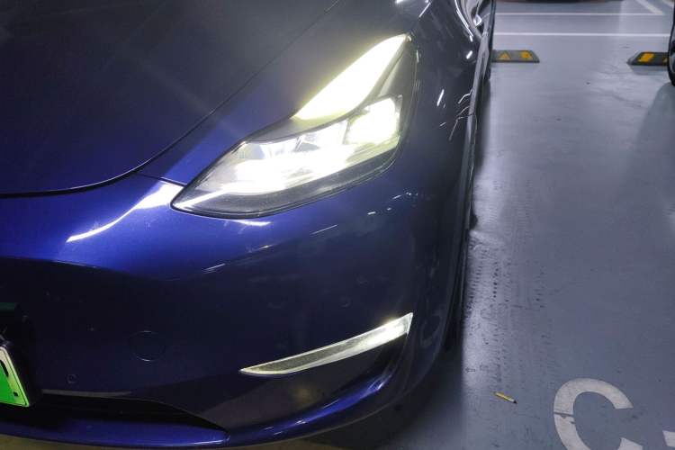 Used Tesla Model Y 2021 Standard Range Rear-Wheel Drive Version
