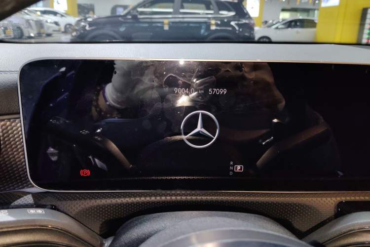 Used Mercedes-Benz A-Class 2020 Restyled A 200 L Sport Sedan Fashion Version