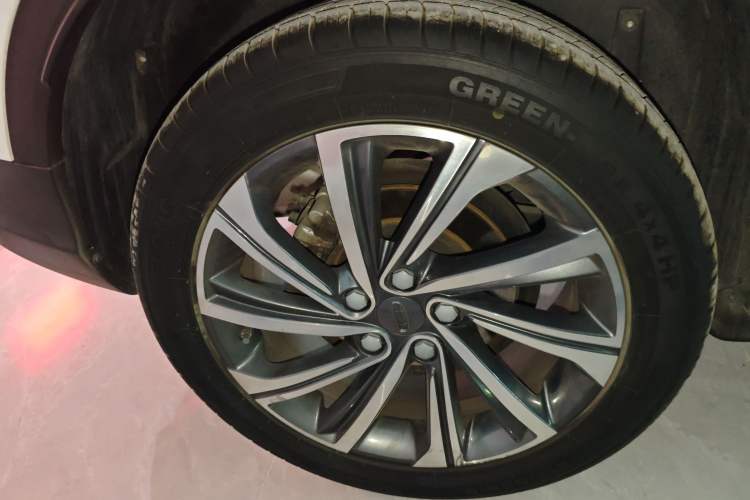 Used Geely Auto Coolray 2019 260T DCT Knight China VI Standard
