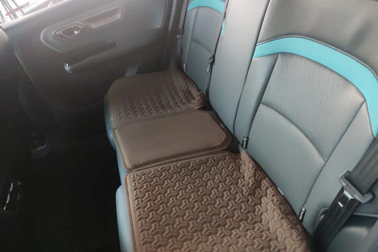 Used AION Y 2023 Plus 510 Smart Edition