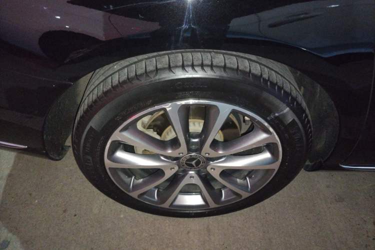 Used Mercedes-Benz E-Class 2019 E 260 L
