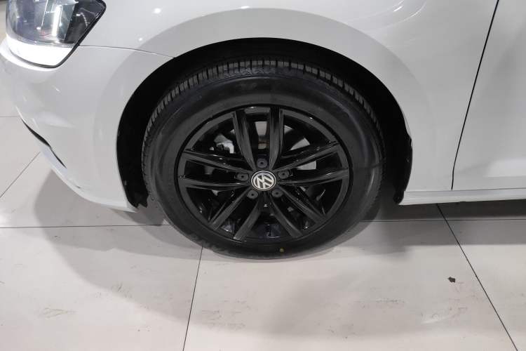 Used Volkswagen Golf 2018 230TSI Automatic Comfort Model
