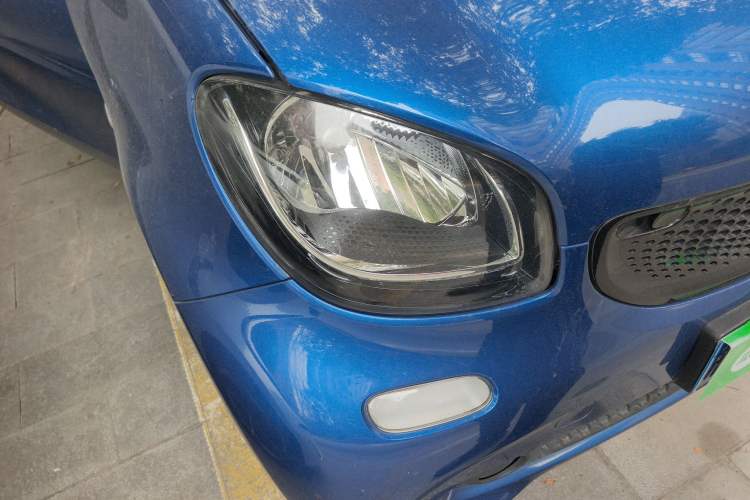 Used  fortwo 2015 1.0L 52 kW Hardtop Passion Edition
