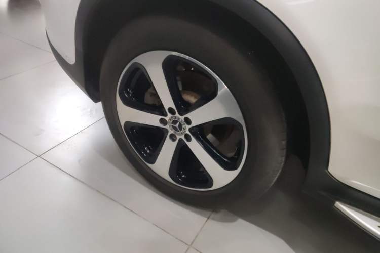 Used Mercedes-Benz GLC 2018 GLC 260 4MATIC Luxury Model