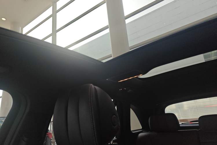 Used Mercedes-Benz GLC 2021 GLC 300 L 4MATIC Dynamic Model