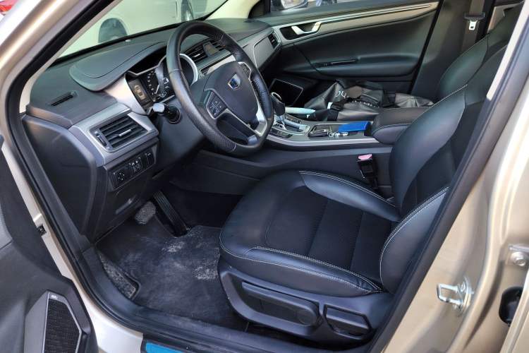 Used Geely Auto Emgrand GL 2018 1.4T DCT Elite Smart Connectivity Version
