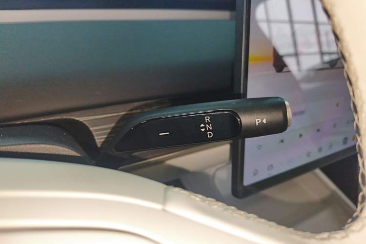 Used ONVO L60 2024 60 kWh Rear-Drive Version
