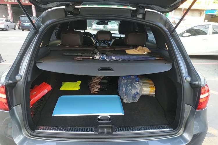 Used Mercedes-Benz GLC 2018 GLC 260 4MATIC Dynamic Edition
