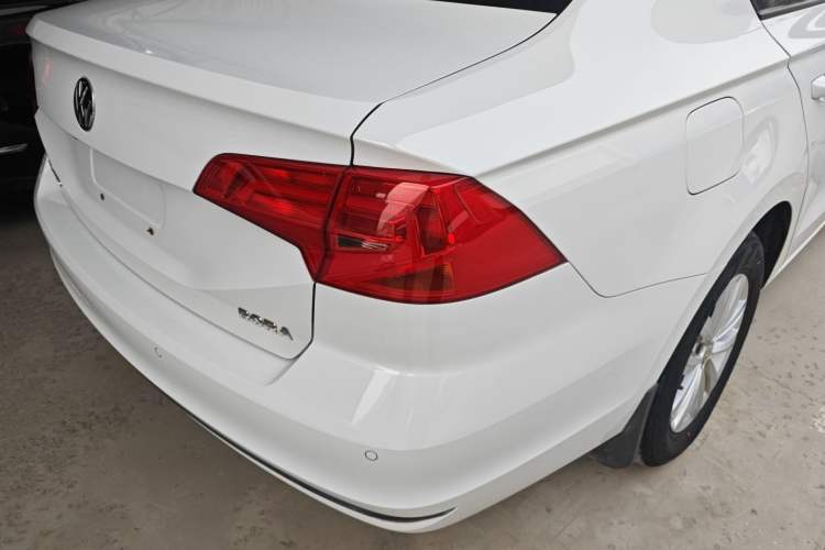 Used Volkswagen Bora 2017 1.6L Automatic Fashion Model
