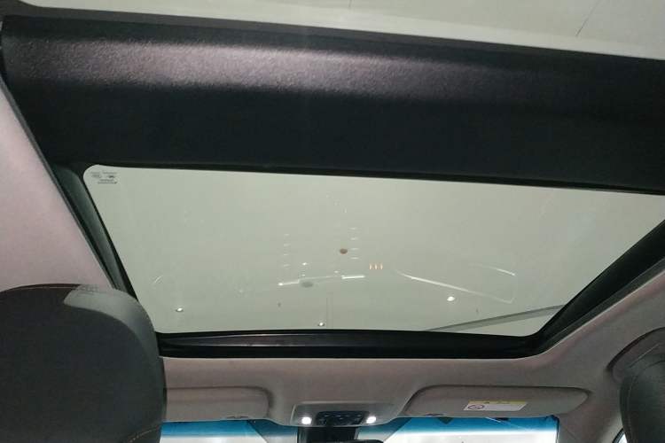 Used Toyota Camry 2018 2.5G Luxury Edition
