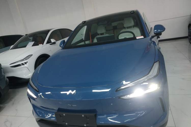 Used ONVO L60 2024 60 kWh Rear-Drive Version
