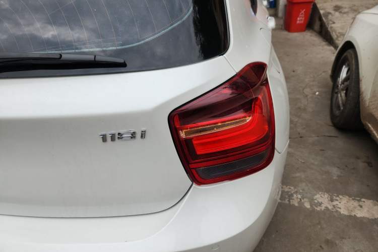 Used BMW 1 Series 2013 Facelifted 118i Leading Edition
