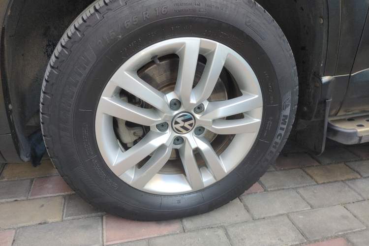 Used Volkswagen Tiguan 2015 1.8TSI Automatic Two-Wheel Drive Trend Edition
