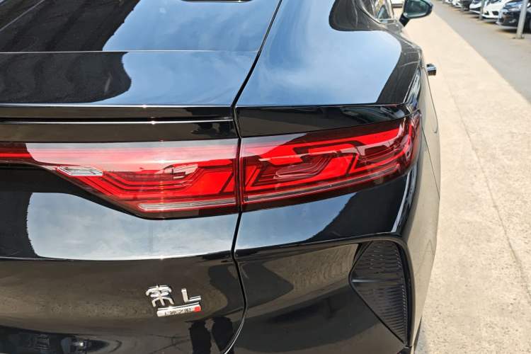 Used BYD Song L EV 2025 Intelligent Driving Version 662 km LiDAR Excellence Edition