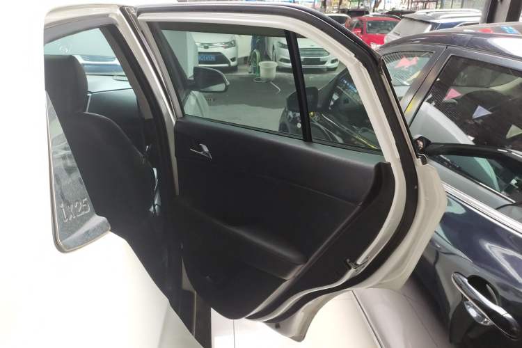 Used Hyundai ix25 2015 1.6L Automatic Two-Wheel Drive Smart GLS Trim
