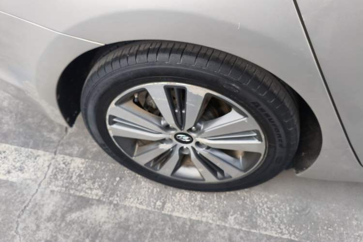 Used Hyundai Mistra 2014 1.8L Automatic Deluxe DLX Model
