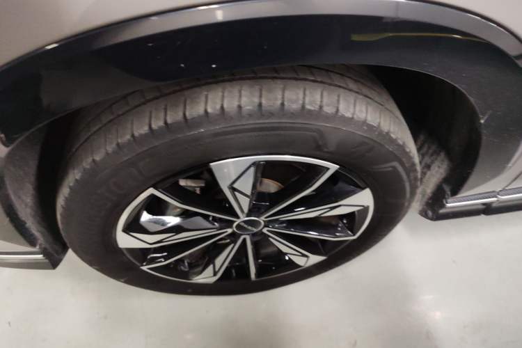 Used Roewe RX5 2023 1.5T Luxury Sliding-Screen Version
