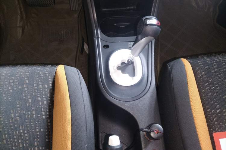 Used MG 3SW 2015 1.5L AMT Elite Version
