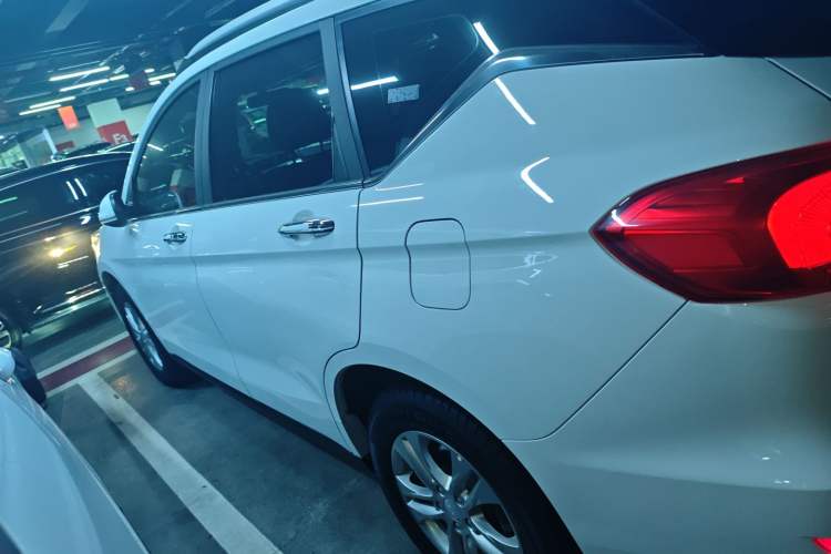 Used Haval M6 2019 1.5T DCT Two-Wheel Drive Elite Version China VI Standard
